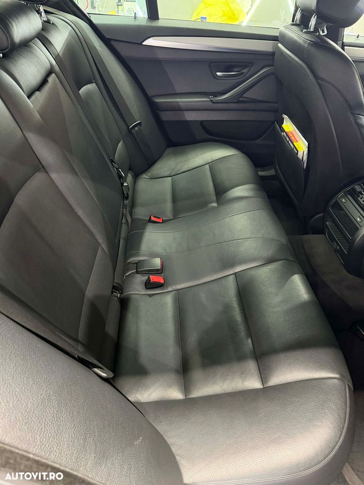 BMW Seria 5 525d xDrive Sport-Aut. Modern Line - 18