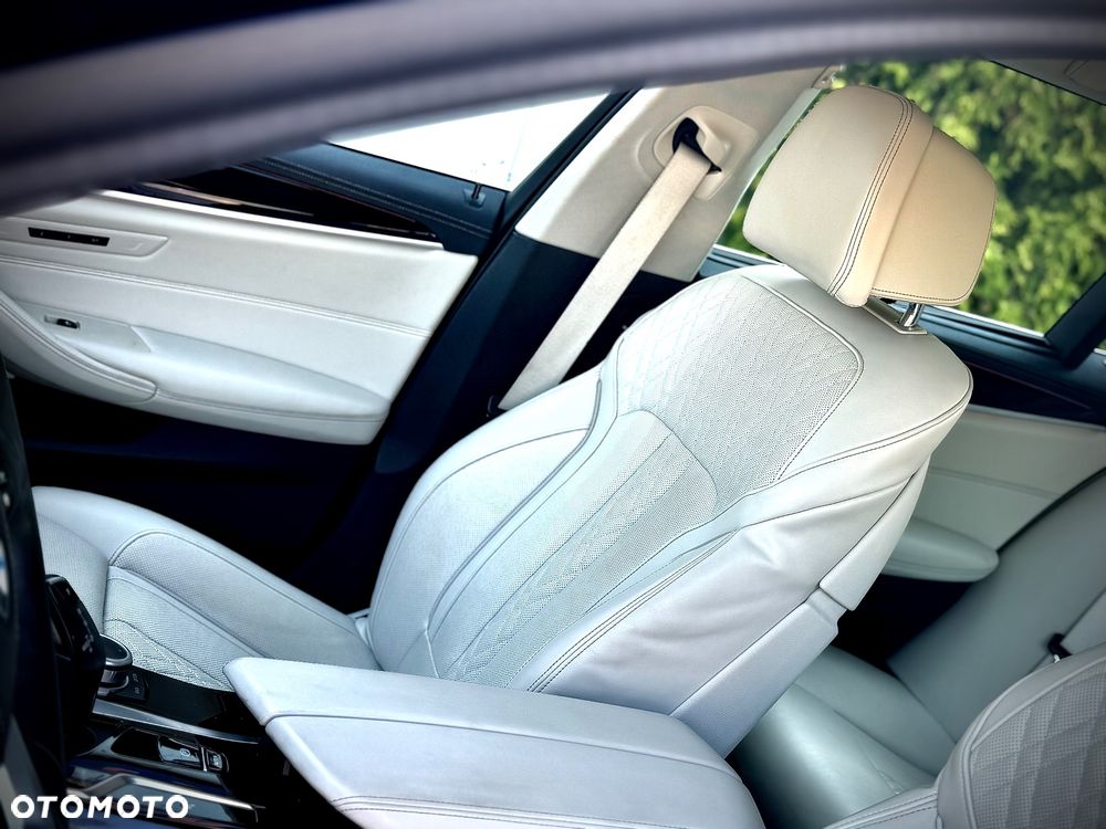 BMW Seria 5 540d xDrive Luxury Line - 25