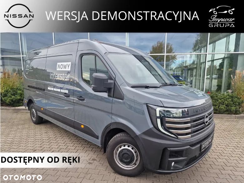 Nissan Interstar - 1