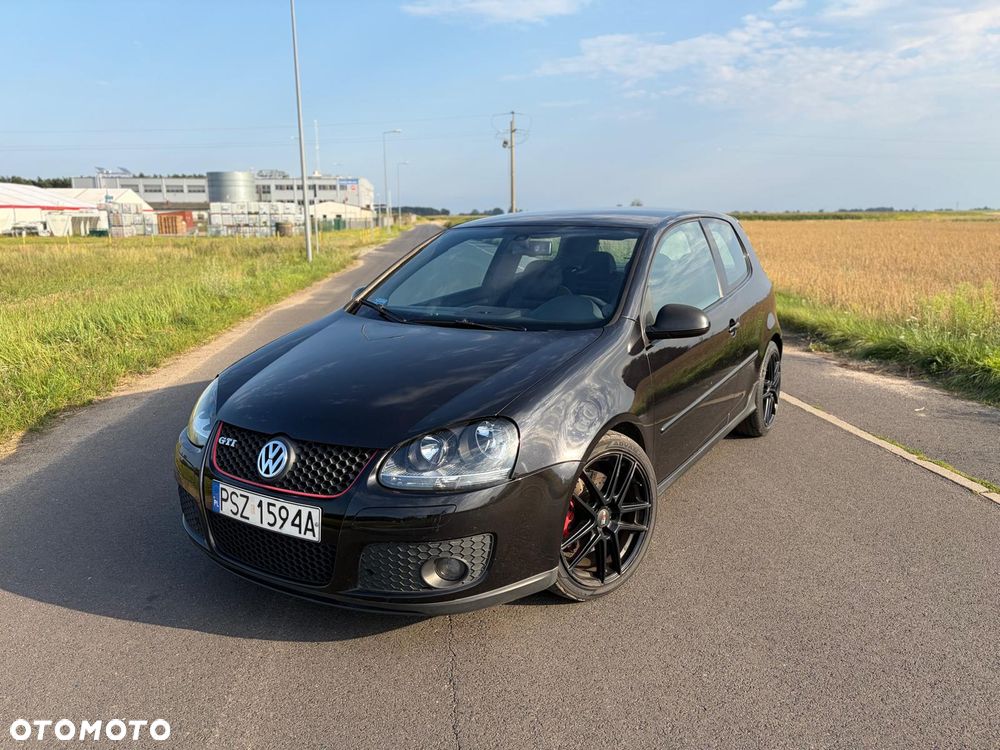 Volkswagen Golf 2.0 GTI - 1