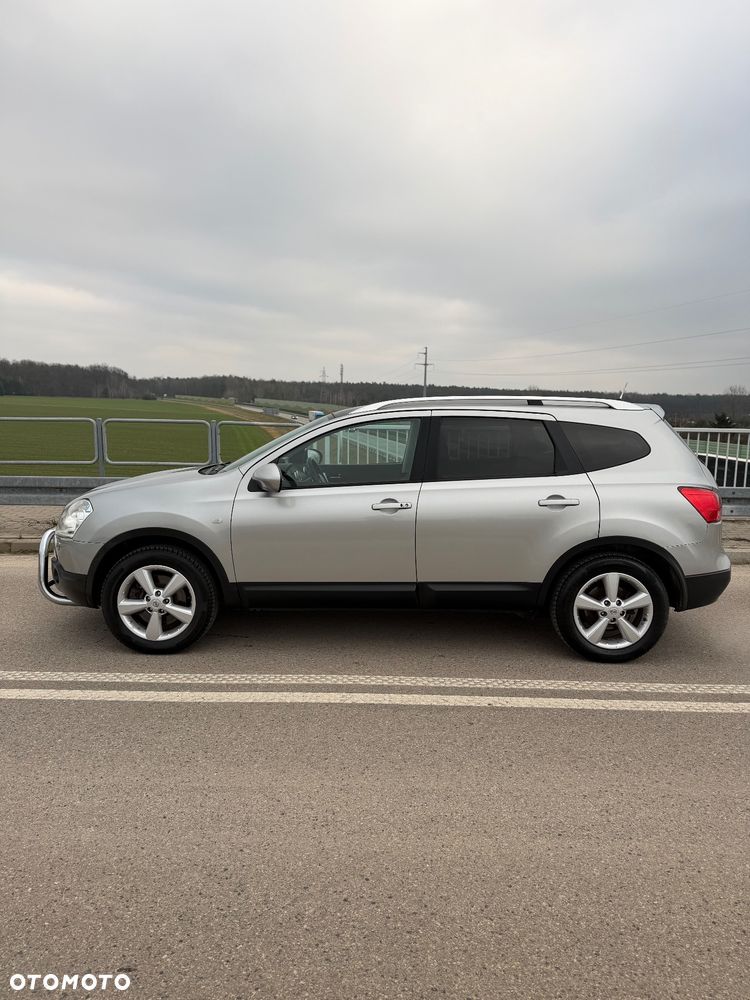 Nissan Qashqai+2 2.0 4x4 visia - 35
