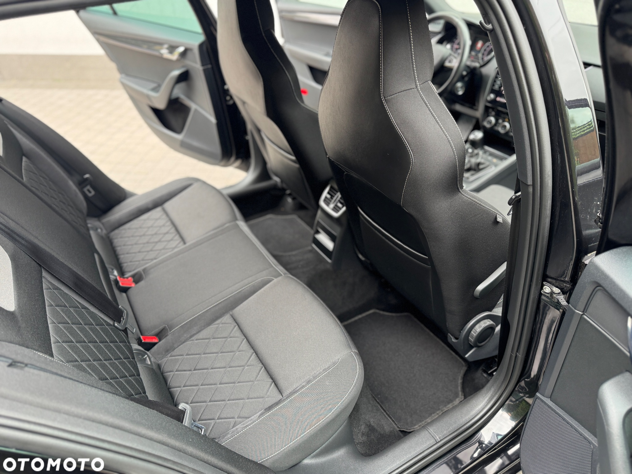 Skoda Octavia 2.0 TDI RS - 10