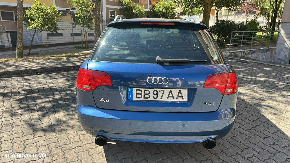 Audi A4 Avant 2.0 T FSI - 7