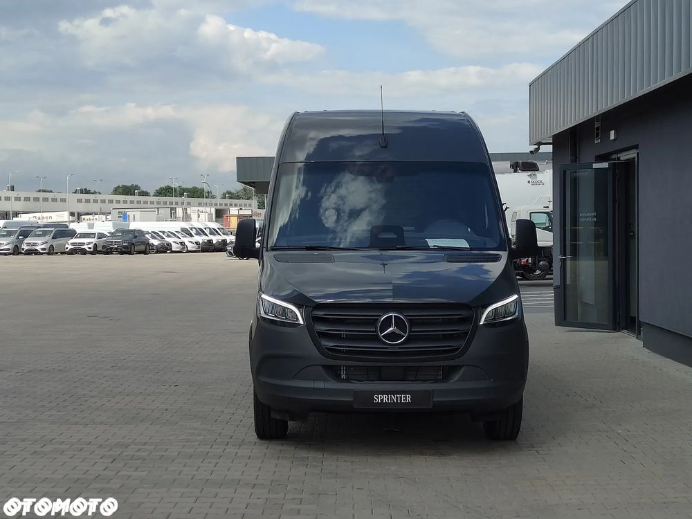 Mercedes-Benz Sprinter - 7