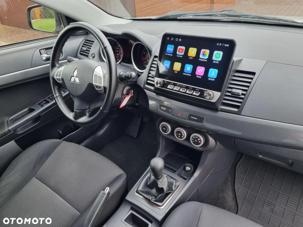 Mitsubishi Lancer - 7