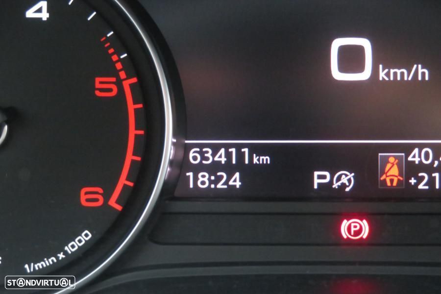 Audi A4 Avant 30 TDI Advanced S tronic - 25