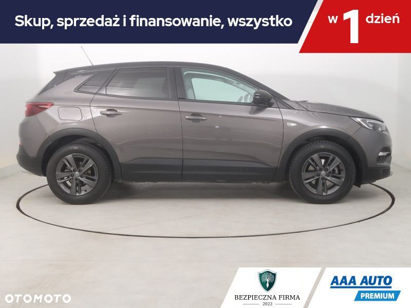 Opel Grandland X - 8