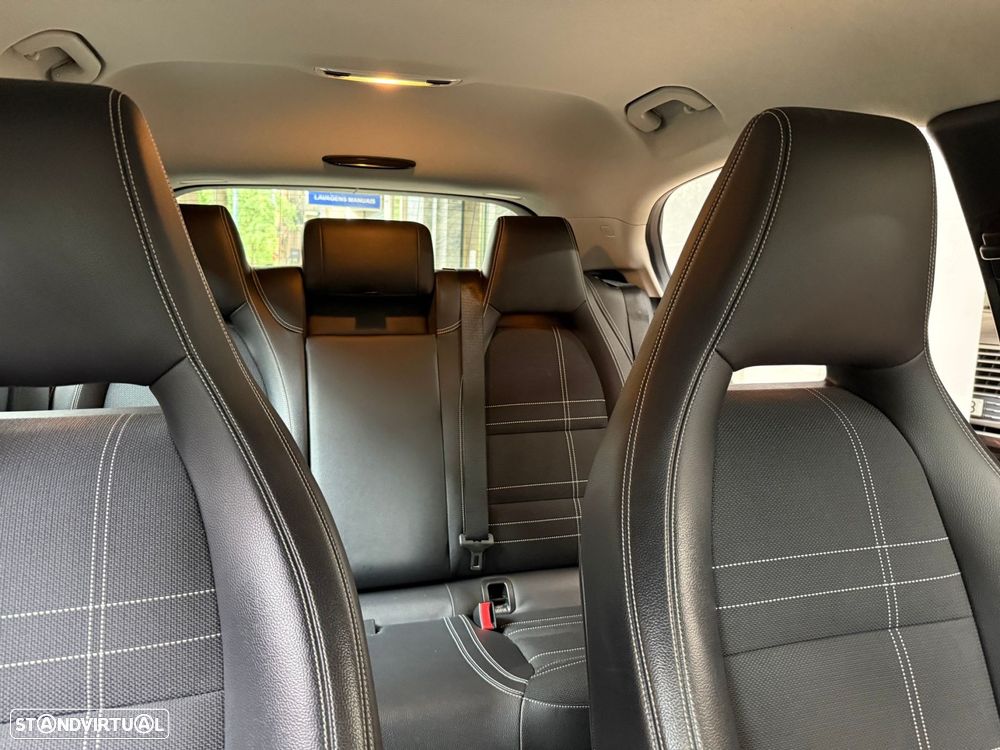 Mercedes-Benz GLA 200 CDI Urban Aut. - 16