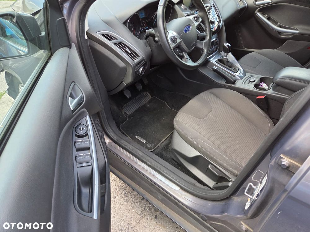 Ford Focus 1.5 EcoBoost STart-Stopp-System TITANIUM - 9