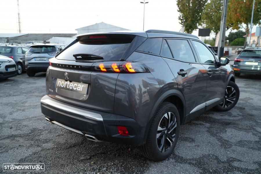 Peugeot 2008 1.2 PureTech Allure - 5