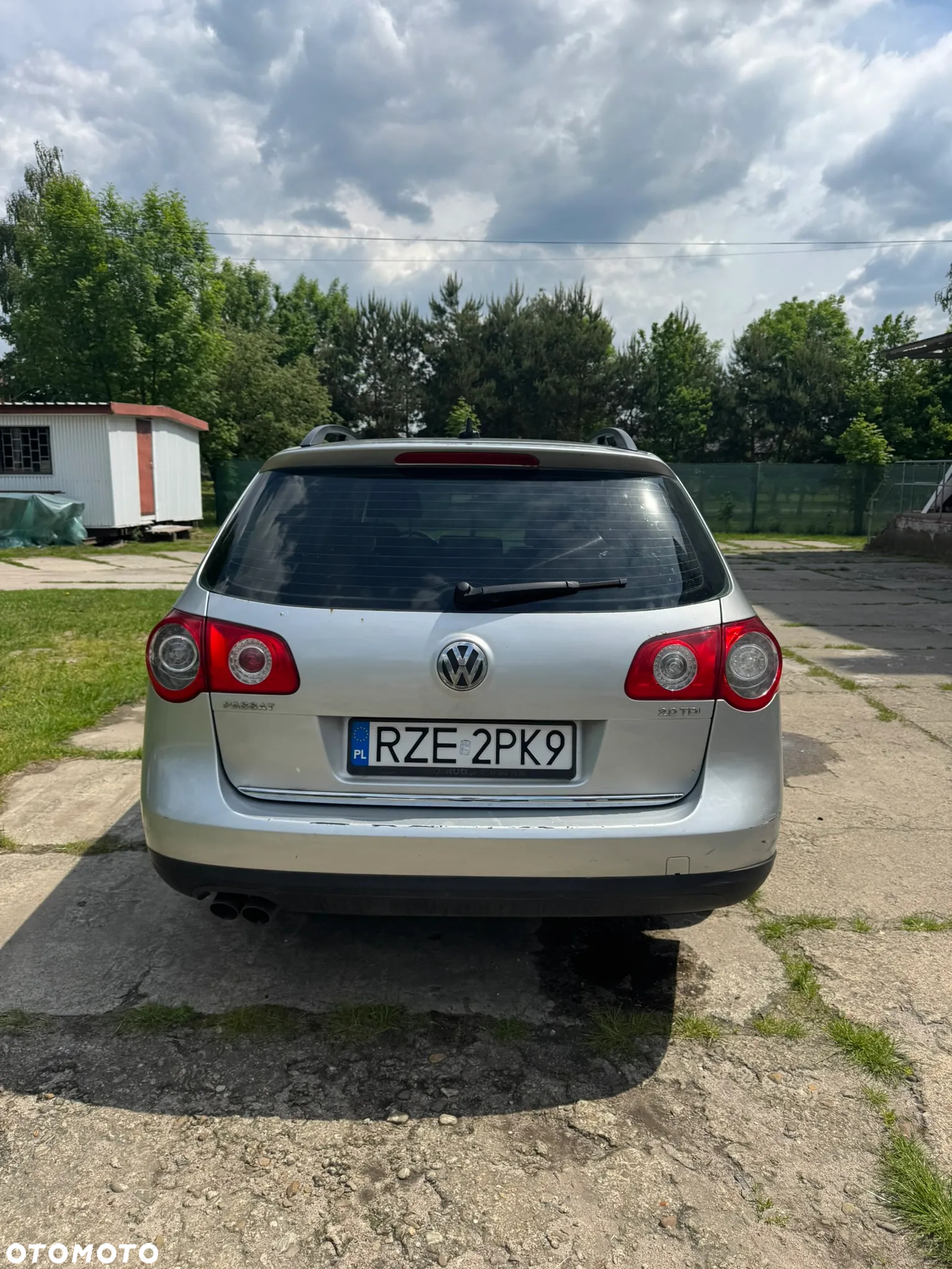 Volkswagen Passat - 2