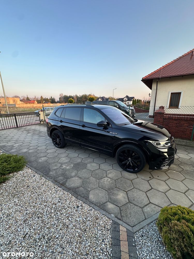 Volkswagen Tiguan Allspace 2.0 TDI SCR 4Motion DSG R-Line - 5
