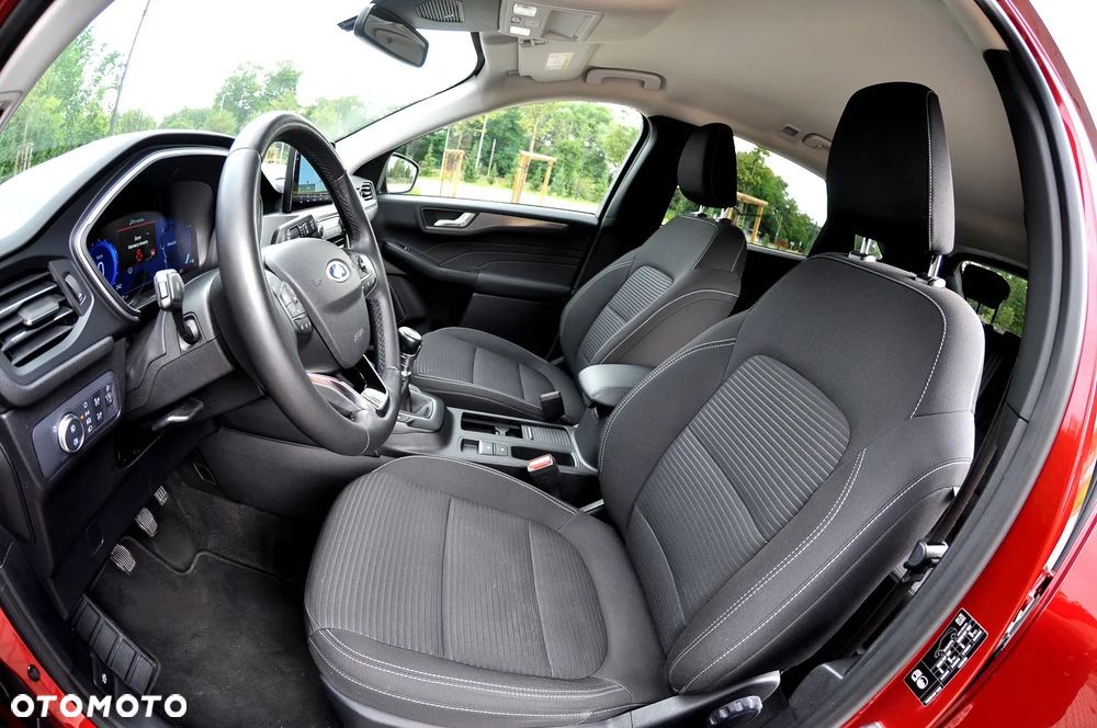 Ford Kuga - 3