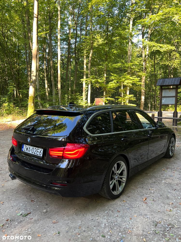 BMW Seria 3 320d Efficient Dynamics Sport Line - 19