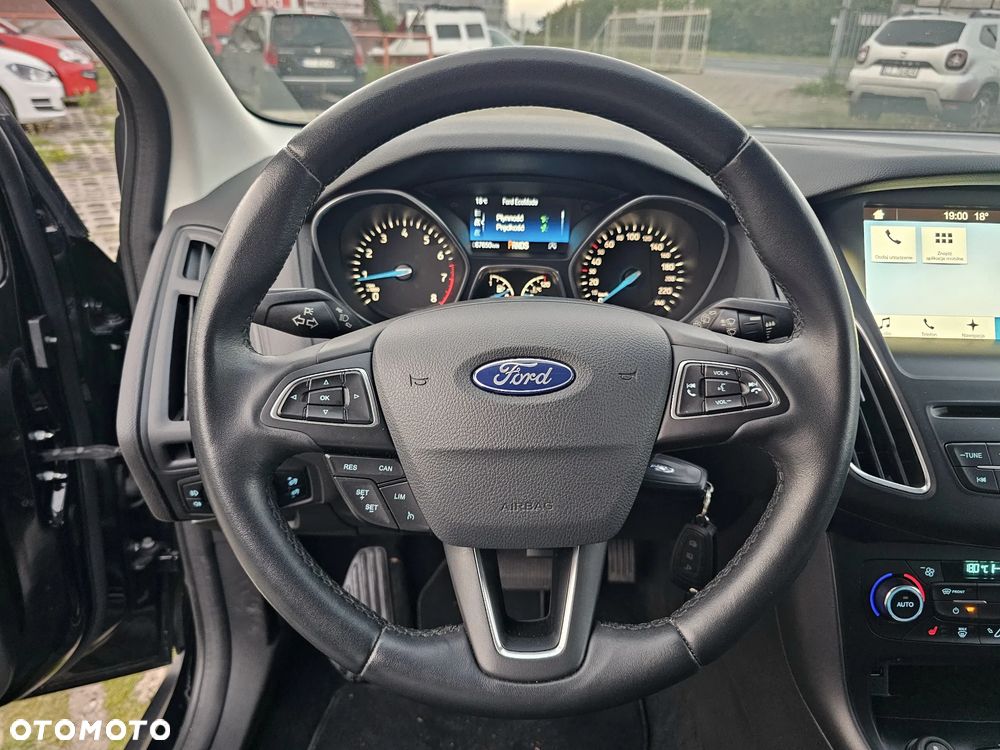 Ford Focus - 13