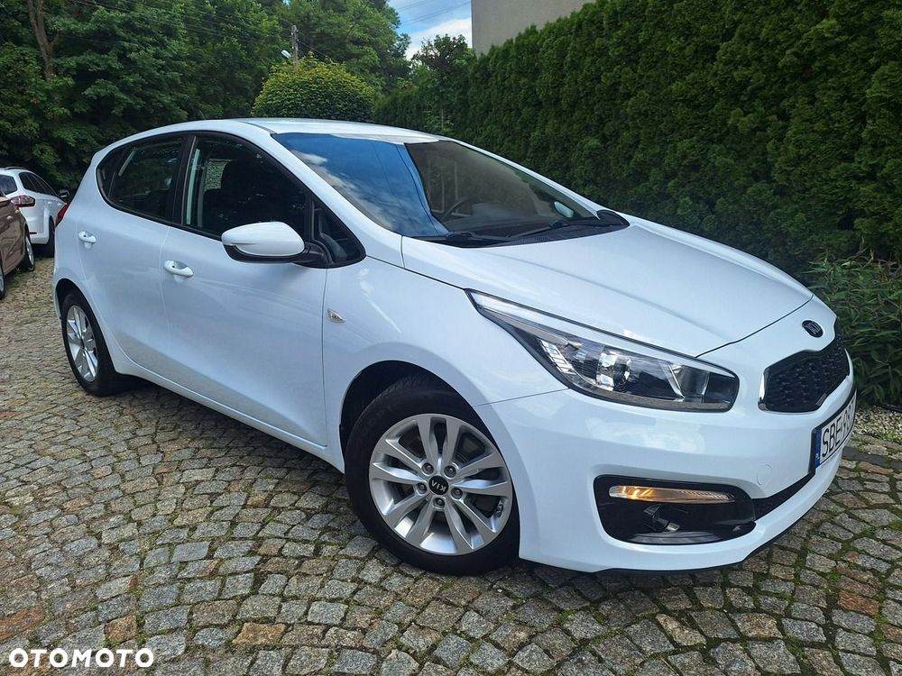 Kia Ceed - 1