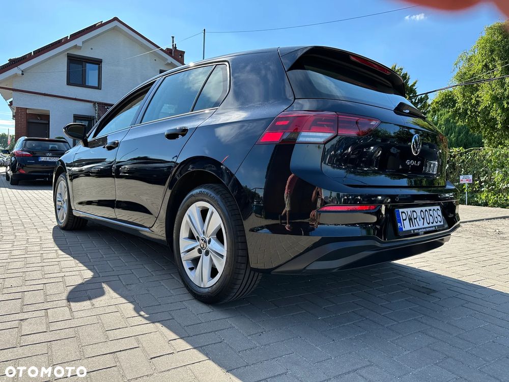 Volkswagen Golf - 33