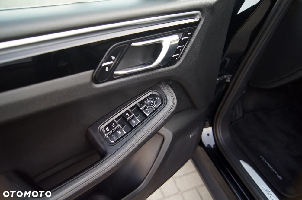 Porsche Macan S PDK - 25