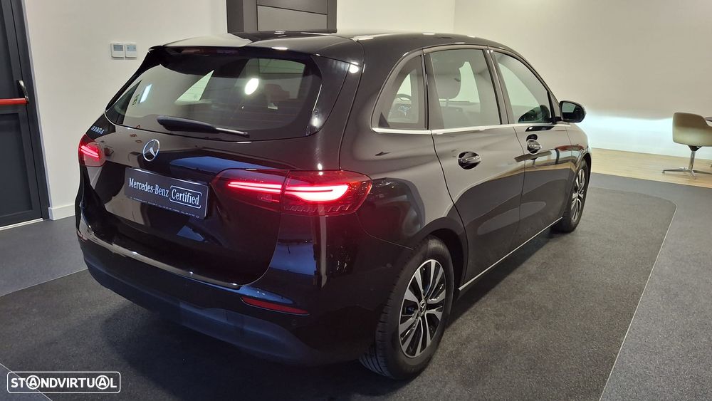 Mercedes-Benz B 180 d - 7