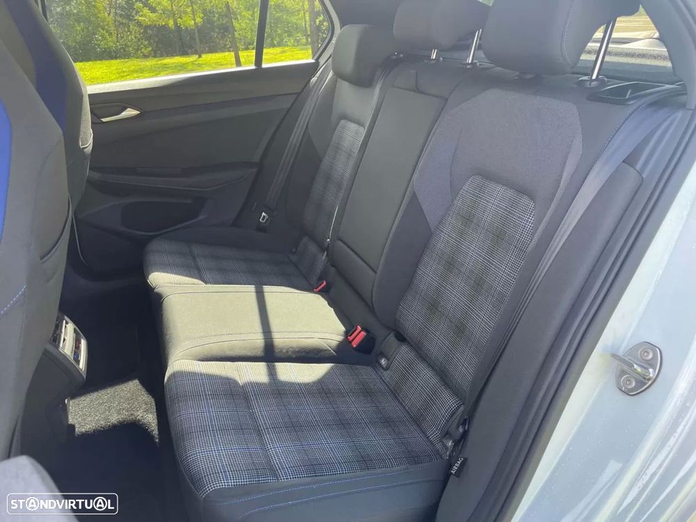 VW Golf 1.4 eHybrid OPF DSG GTE - 13