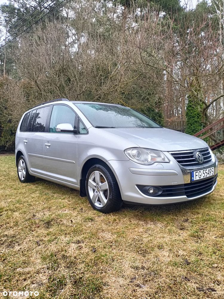 Volkswagen Touran 1.9 TDI DPF Conceptline - 1
