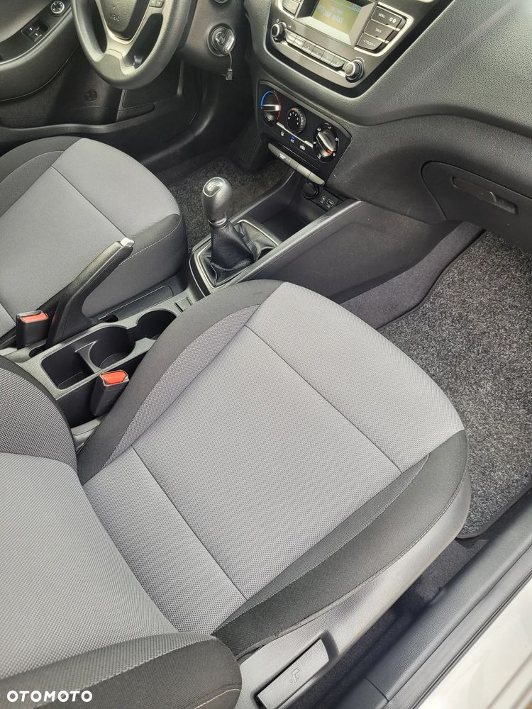 Hyundai i20 1.2 Comfort - 19