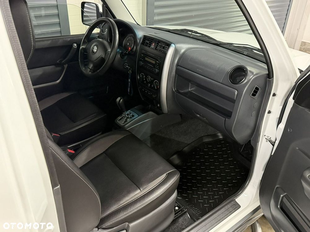 Suzuki Jimny - 16