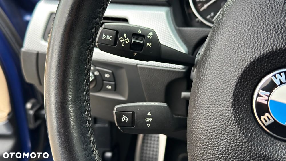 BMW Seria 3 330d xDrive DPF Edition Sport - 28