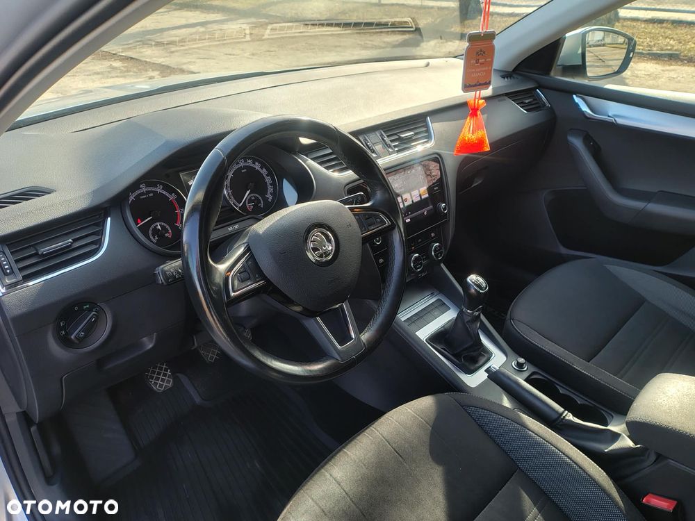 Skoda Octavia - 16