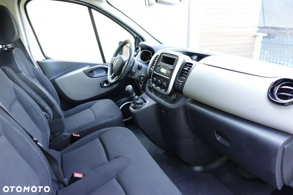 Renault Trafic - 11