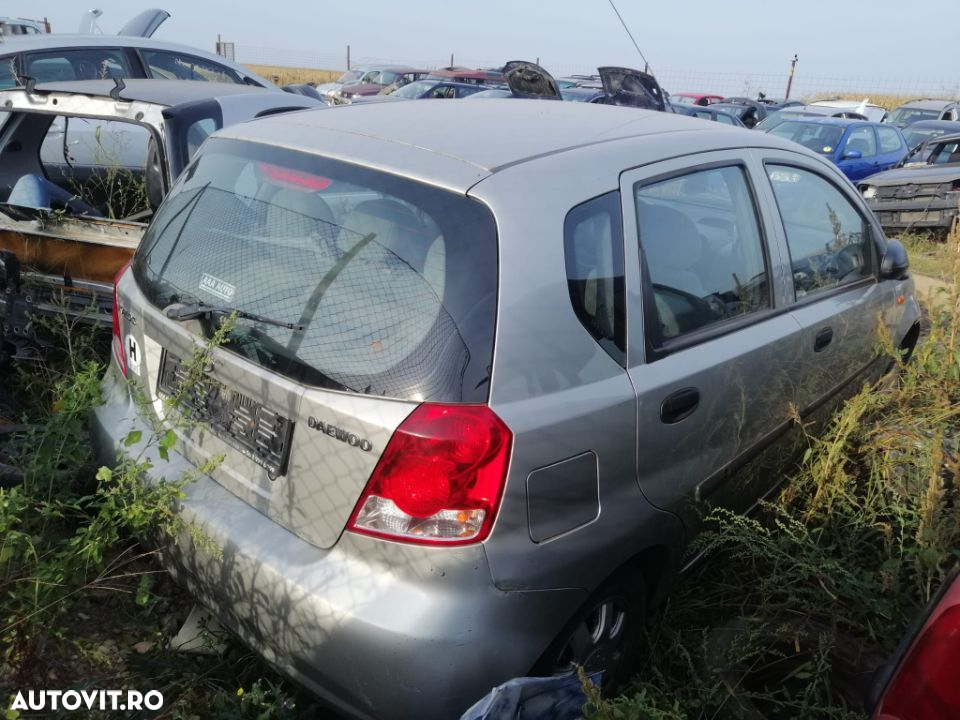 Dezmembrez Daewoo Kalos - 3