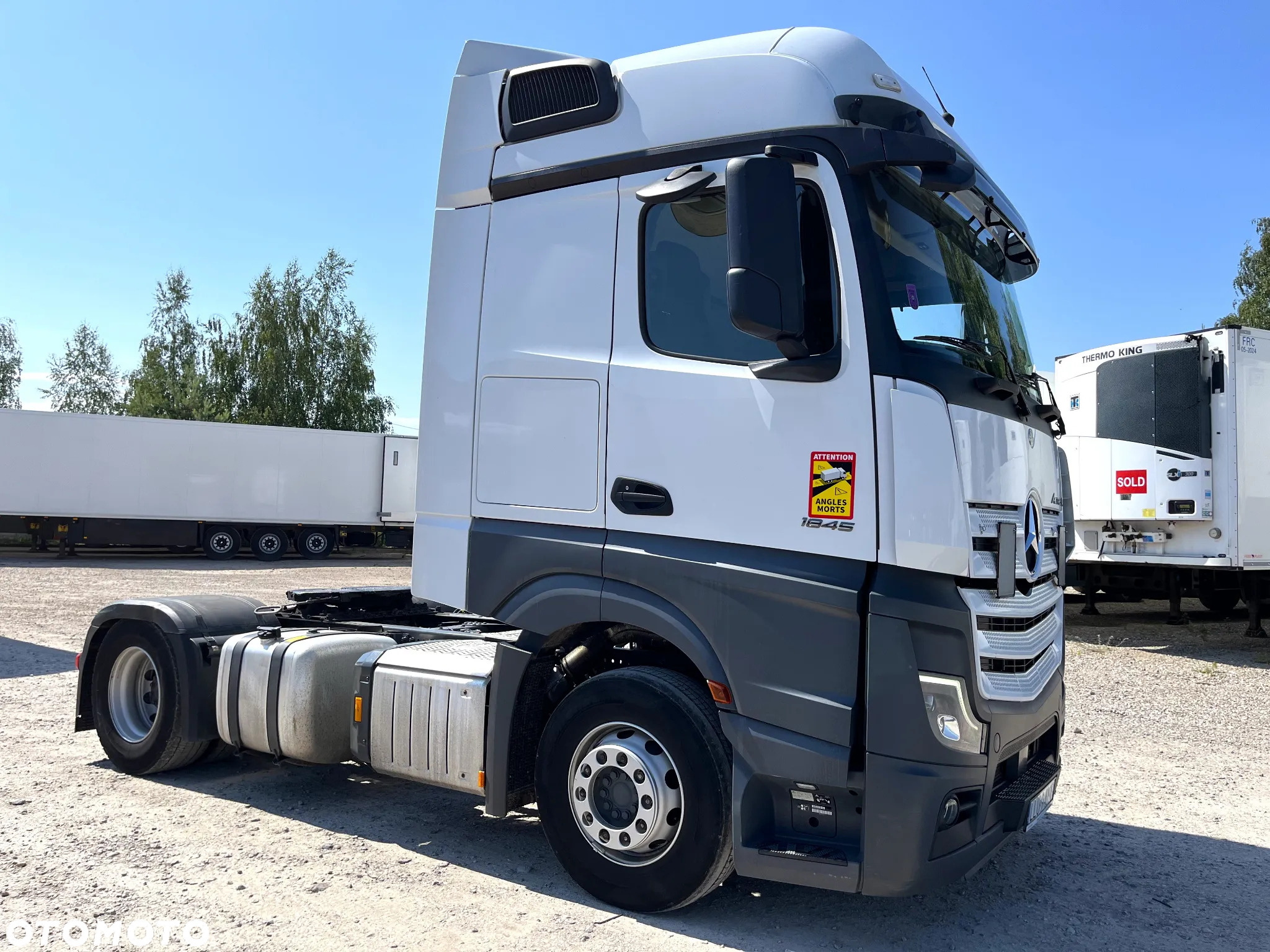 Mercedes-Benz Actros - 7