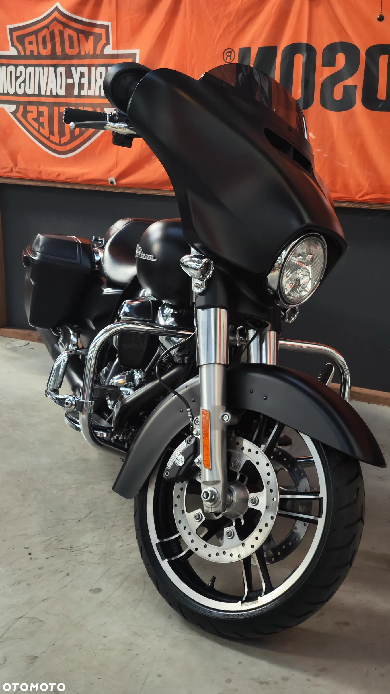 Harley-Davidson FLHXS Special - 5