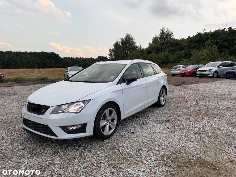 Seat Leon 2.0 TDI FR Black S&S - 1