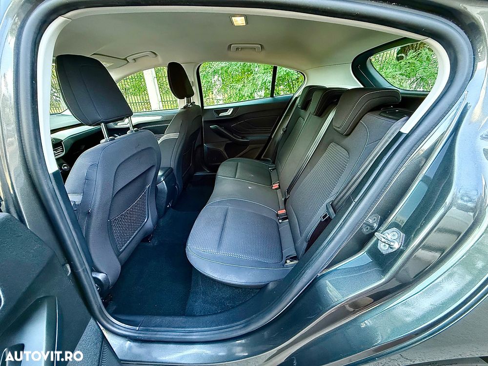 Ford Focus 1.0 EcoBoost Trend Edition - 8