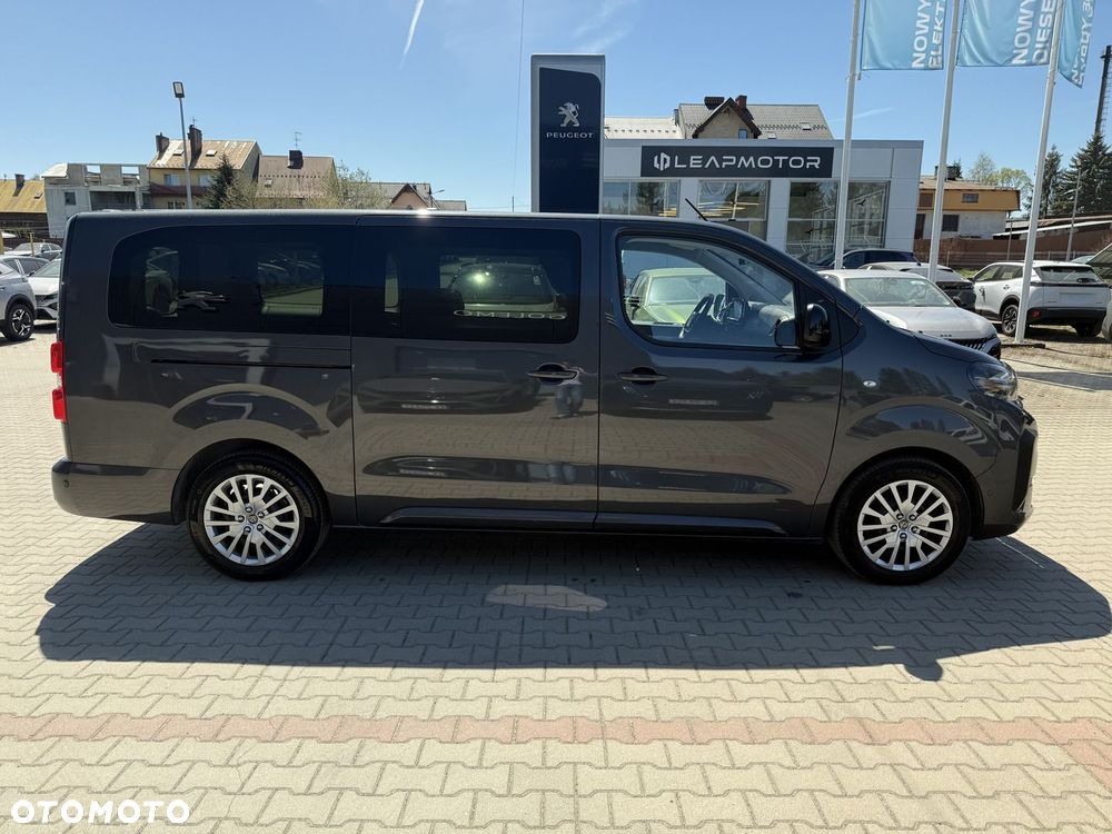 Peugeot Traveller - 5
