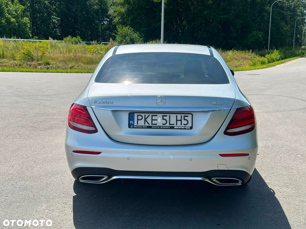 Mercedes-Benz Klasa E - 6