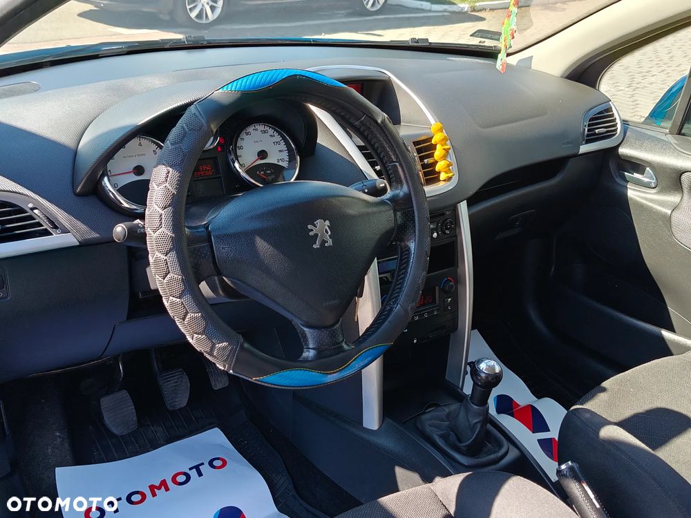 Peugeot 207 - 27