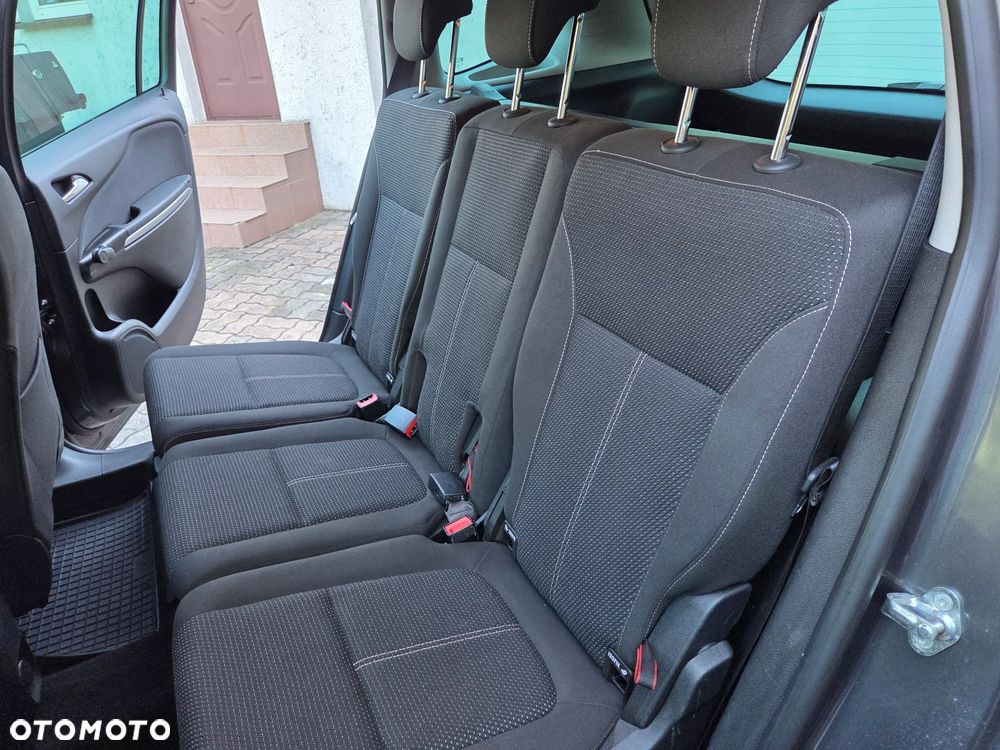 Opel Zafira - 18