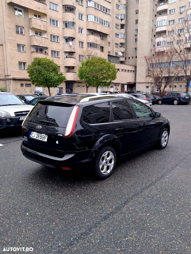 Ford Focus 1.6 TDCi Ambiente - 4