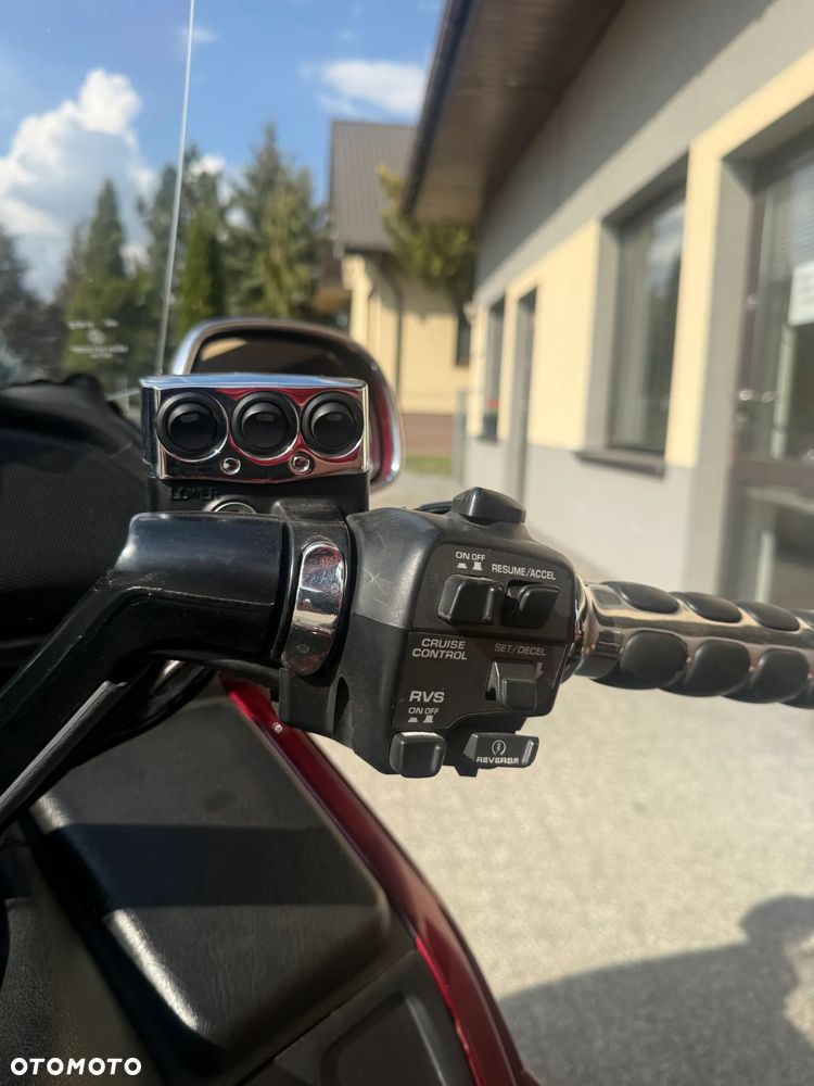 Honda GL - 10