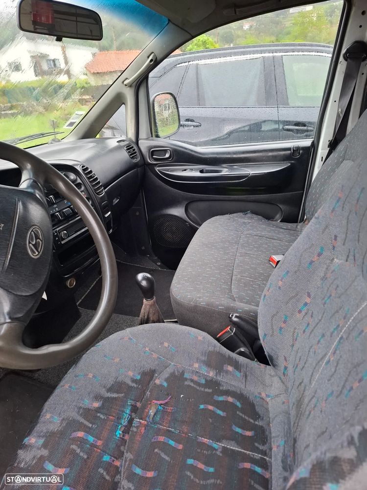 Hyundai H-1 Starex - 5