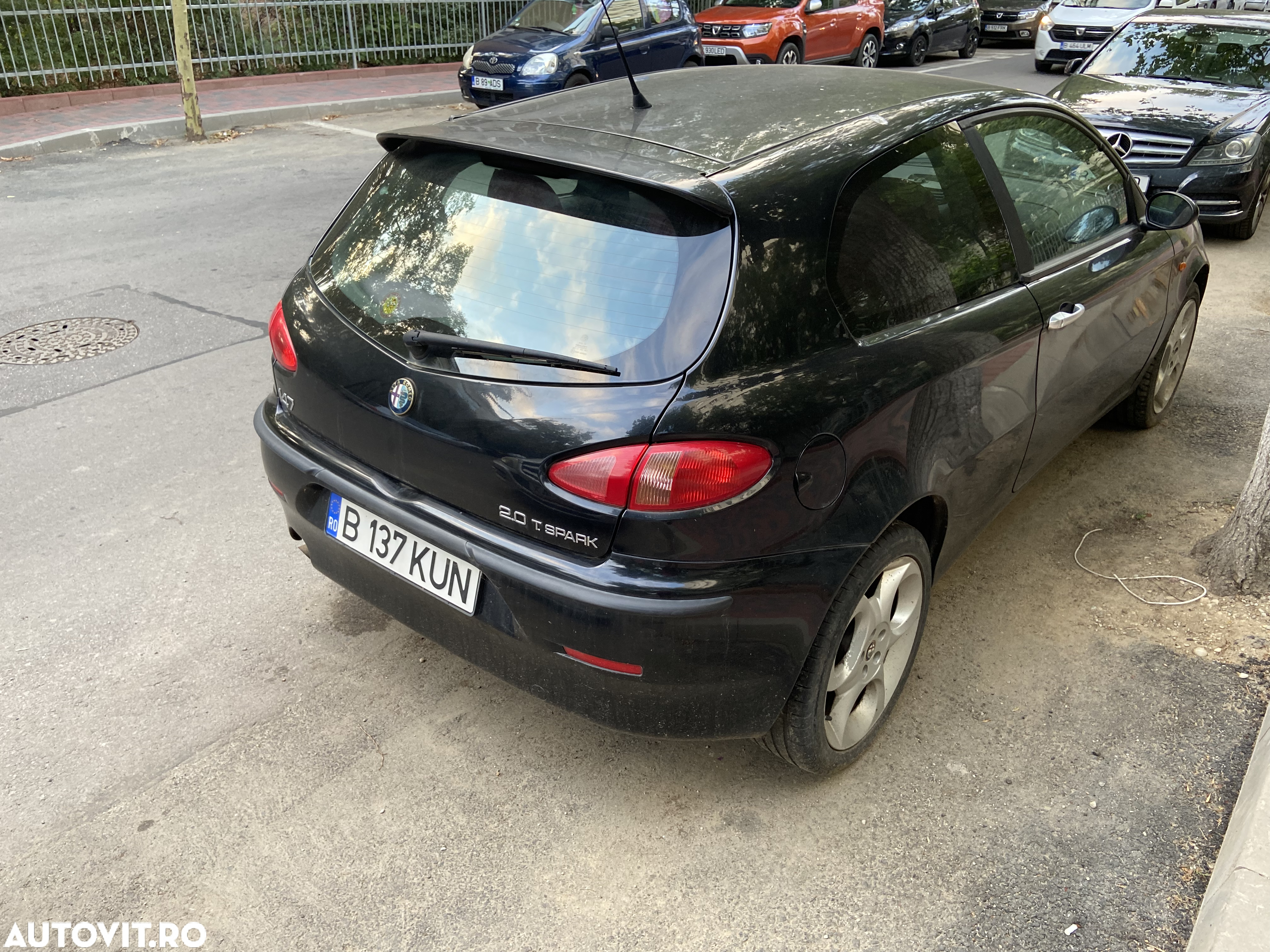 Alfa Romeo 147 2.0 Twin Spark Distinctive - 2