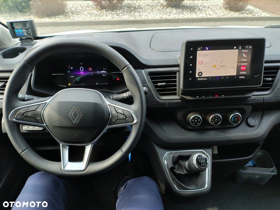 Renault Trafic - 14