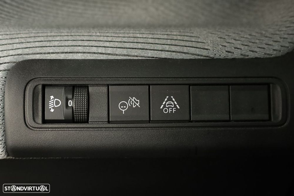 Citroën e-C3 44 kWh Autonomia Conforto Max - 19