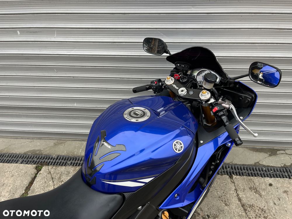 Yamaha R6 - 17