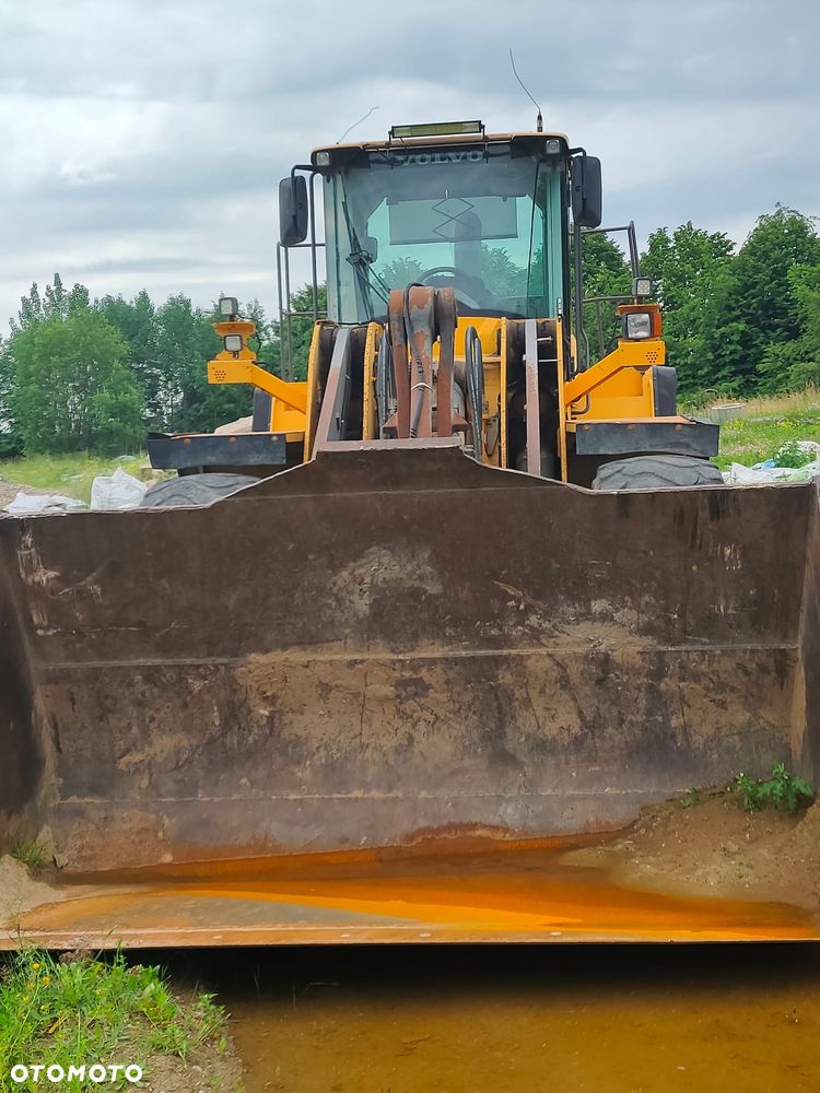 Volvo L180F - 4
