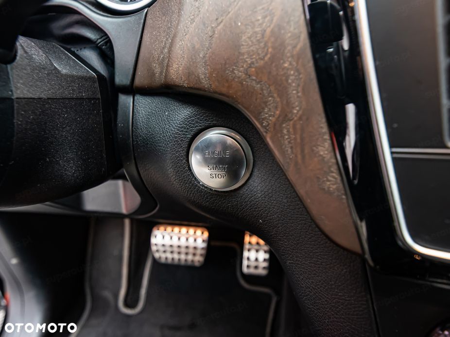 Mercedes-Benz GLE 350 d 4-Matic - 16