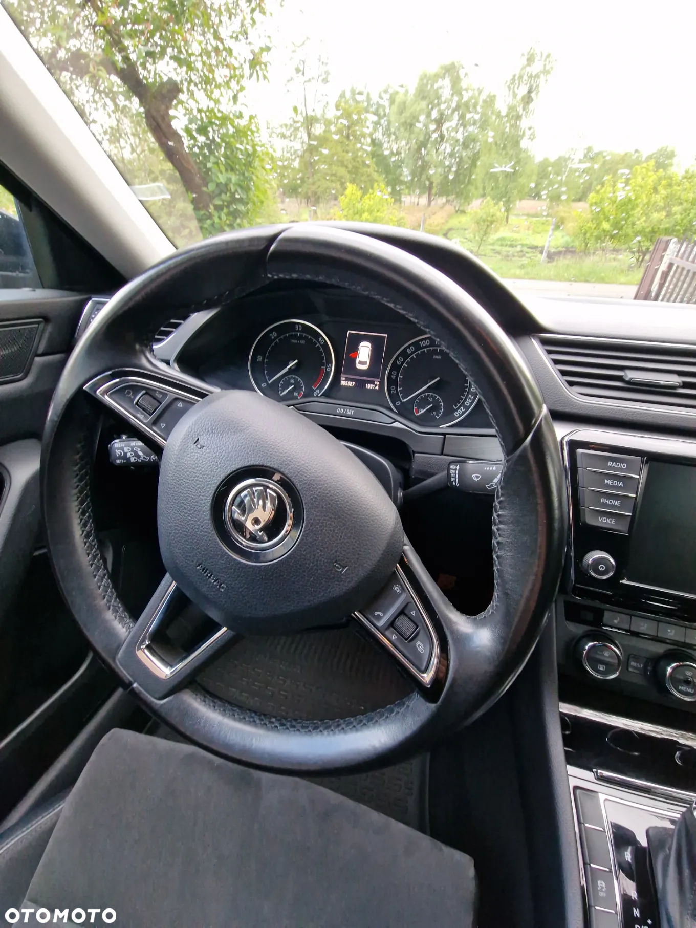 Skoda Superb 2.0 TDI 4x4 Style DSG - 11