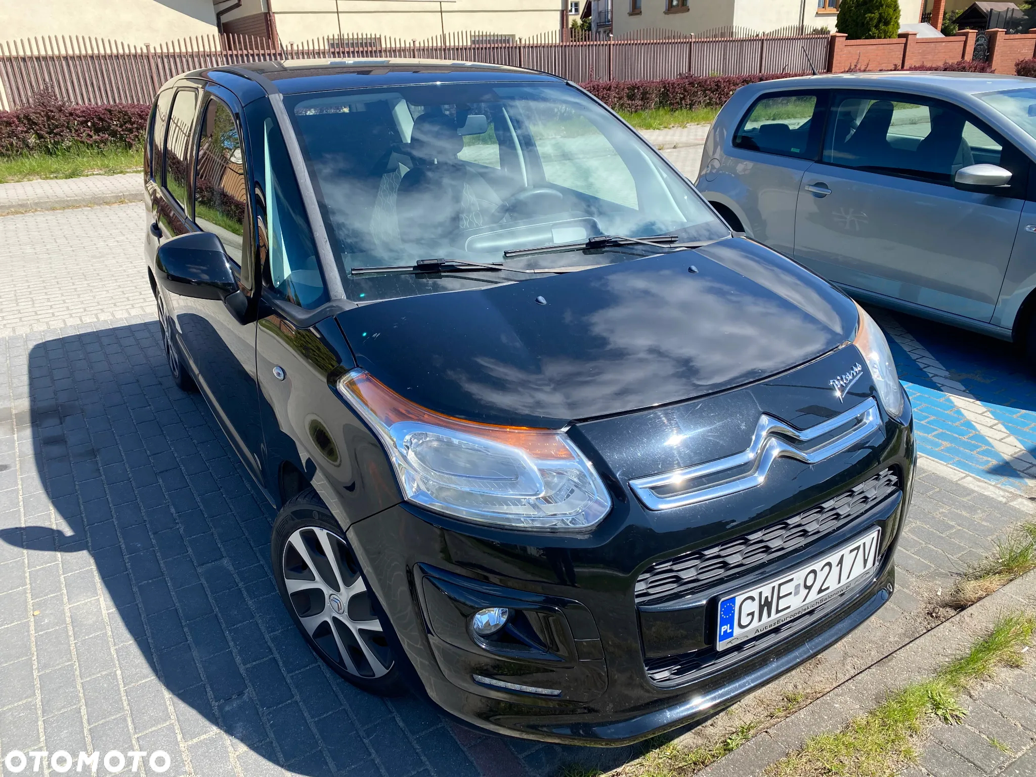 Citroën C3 Picasso 1.4i Attraction - 2